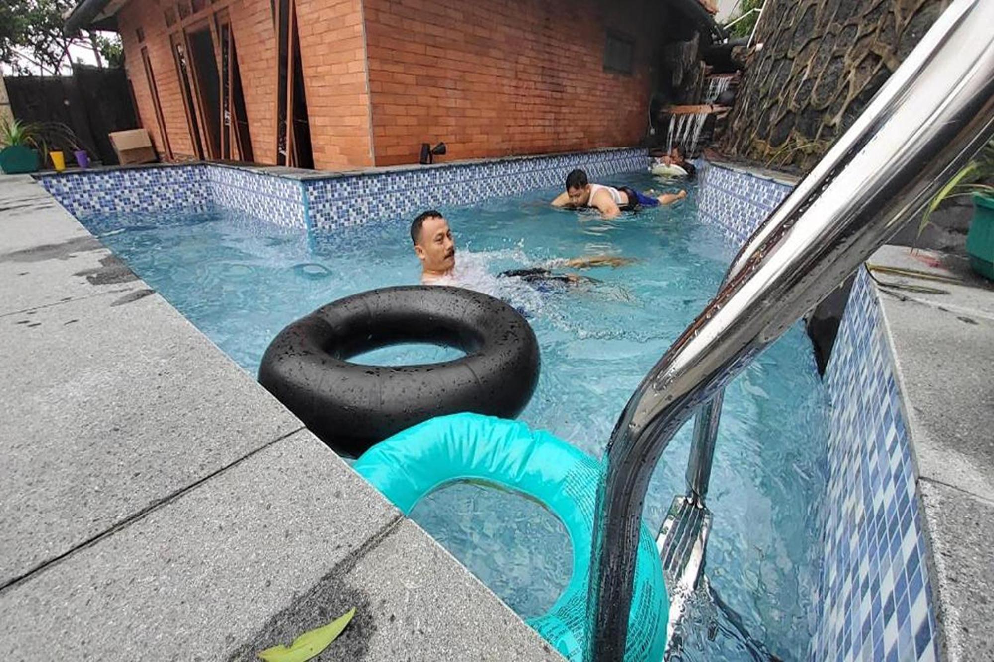 Villa Zoya 2 Pondok Cipaseban Ngoại thất bức ảnh